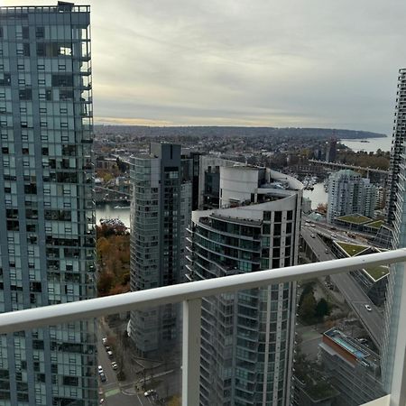 Beautiful 1 Bedroom Condo In Yaletown Vancouver Exterior foto