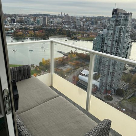 Beautiful 1 Bedroom Condo In Yaletown Vancouver Exterior foto